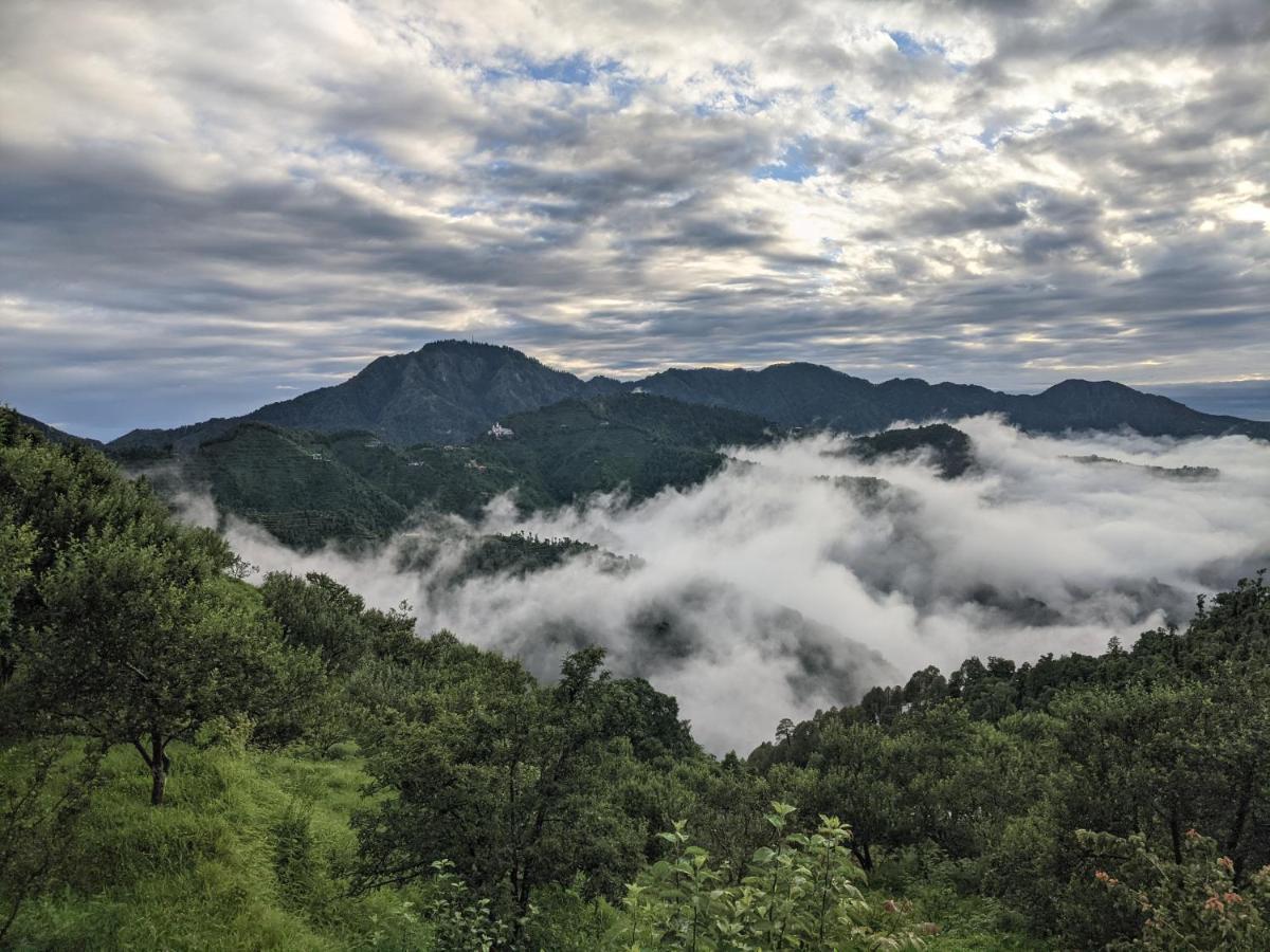 Namastay Himalayas, Канатал Екстериор снимка